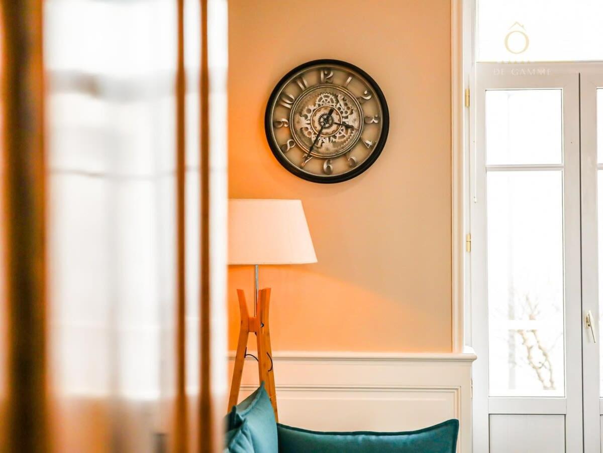 Chaleureux Logement-Centre Ville-Proche Gare-Plage レ・サ​​ーブル・ドロンヌ エクステリア 写真