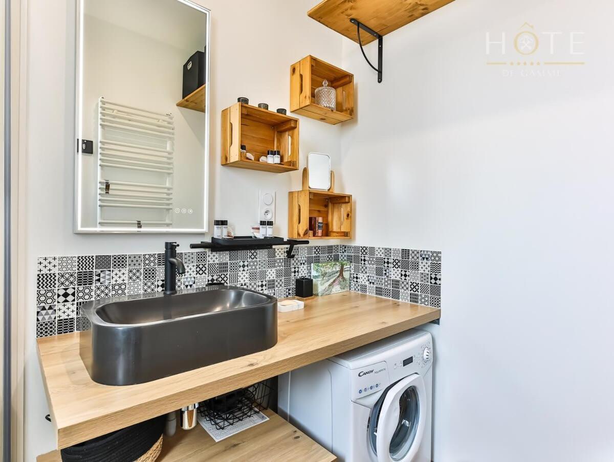 Chaleureux Logement-Centre Ville-Proche Gare-Plage レ・サ​​ーブル・ドロンヌ エクステリア 写真